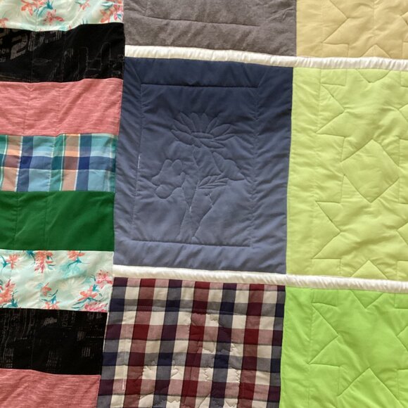 New Handmade T-Shirt Quilt Throw Thick Blanket Warm Winter Bedding - Picture 11 of 14